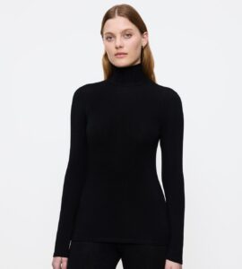 Beauty Layers Top LSL Turtleneck 04